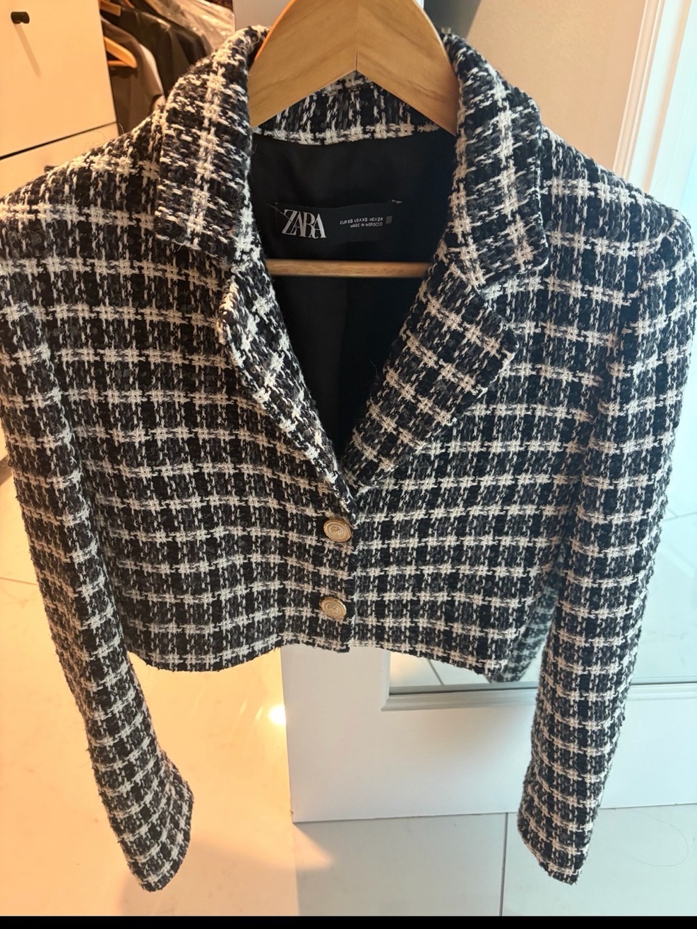 Zara Black and White Tweed Cropped Blazer